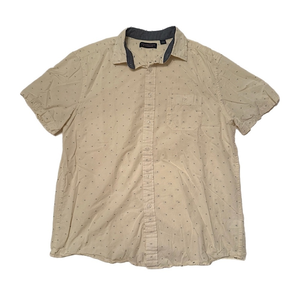 Roundtree & Yorke White-Toned Button Down Shirt Size Large Coastal Beach
